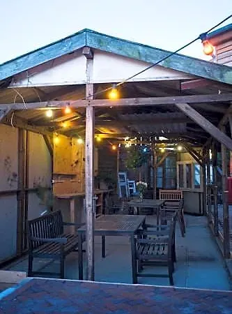 Canow 住宿加早餐酒店 3*