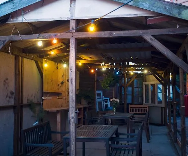 Canow Bed & Breakfast 3*